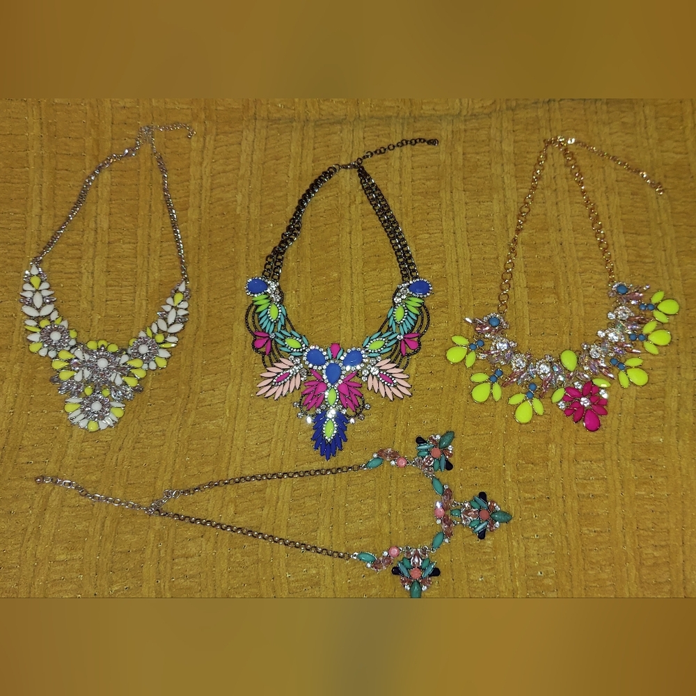 4  Statement Necklaces In Various Colors